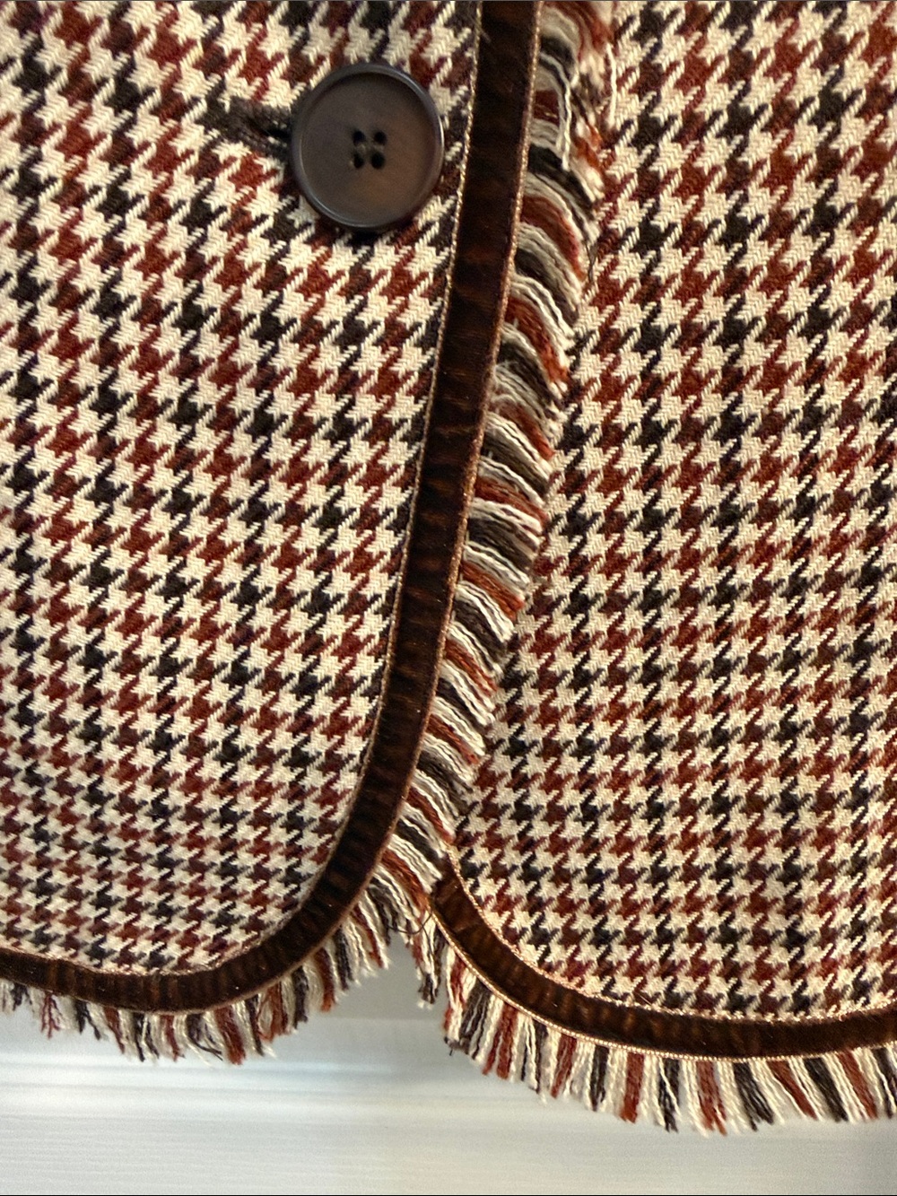 Norton McNaughton Brown & Cream Houndstooth Fringed Blazer - Picture 8 of 9